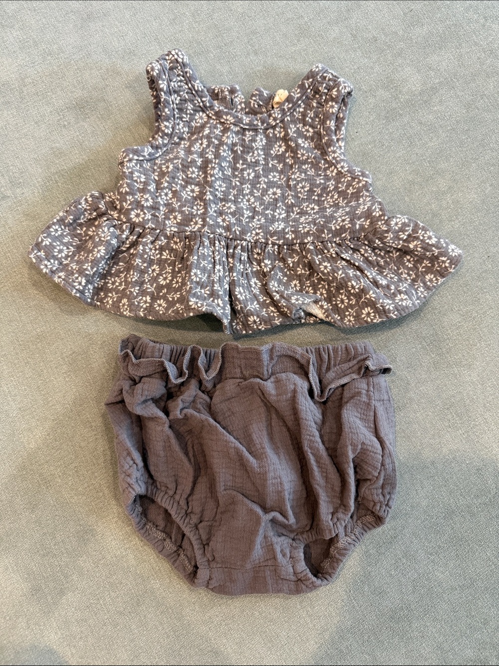 Quincy Mae Sleeveless Peplum Set